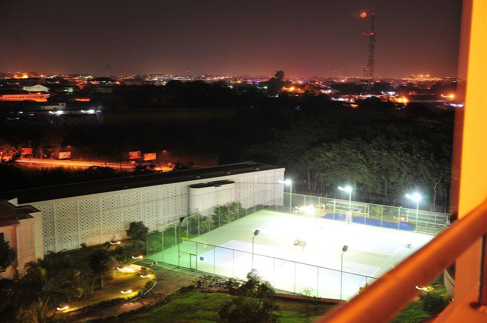 Golden Tulip Kumasi City Zewnętrze zdjęcie