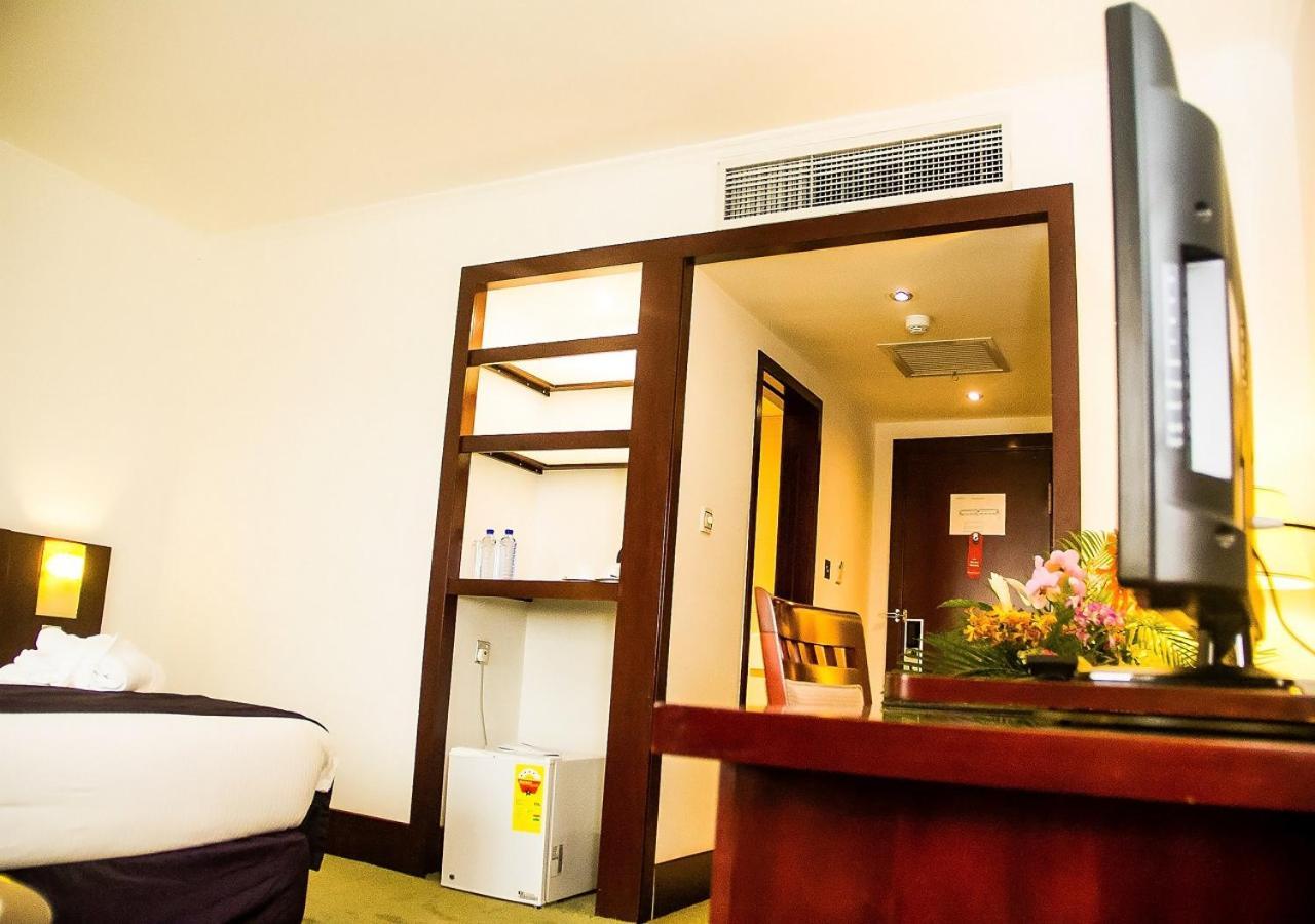 Golden Tulip Kumasi City Zewnętrze zdjęcie