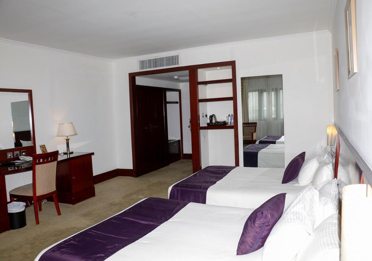 Golden Tulip Kumasi City Zewnętrze zdjęcie